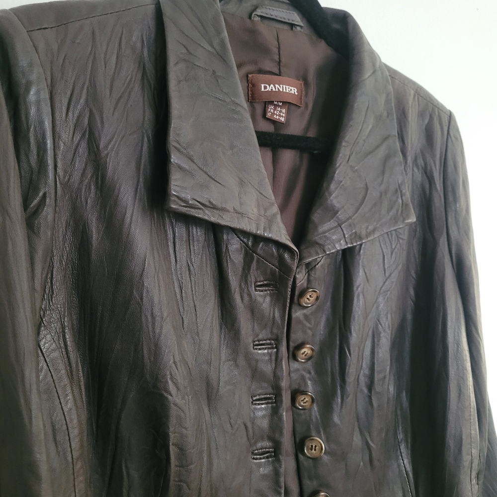 Danier Chocolate Brown Vintage Genuine Leather Jacket Blazer Womens Size M - Picture 4 of 13
